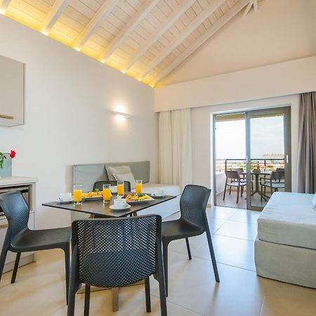 Stefan Village Hotel Agia Marina المظهر الخارجي الصورة