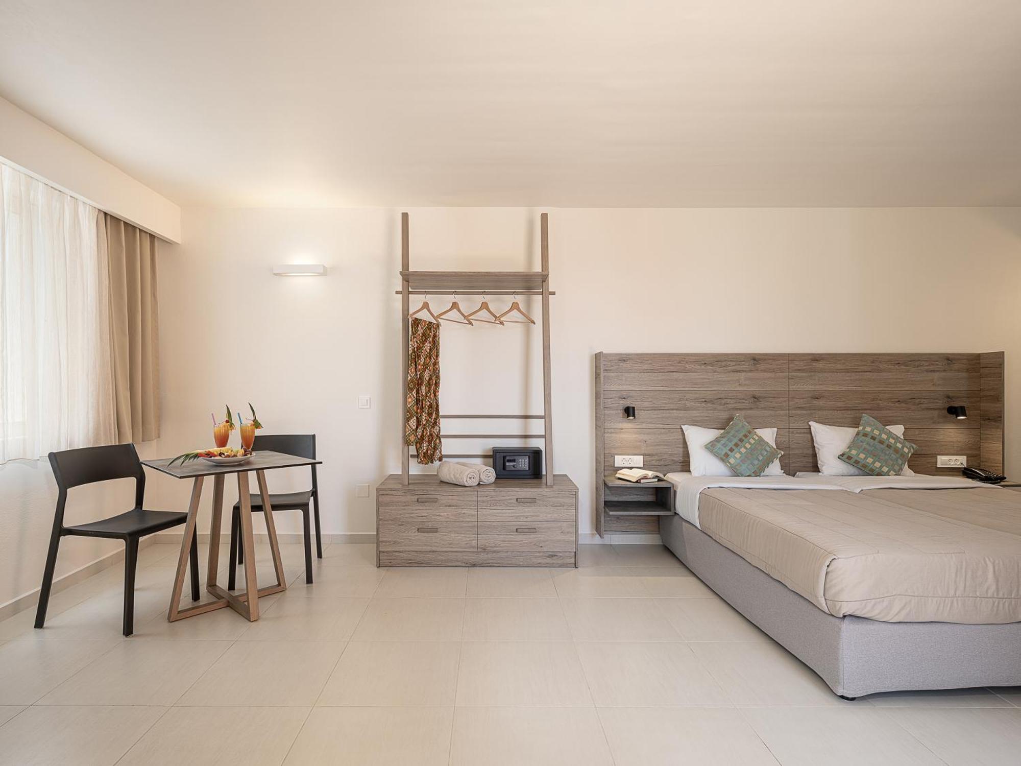 Stefan Village Hotel Agia Marina المظهر الخارجي الصورة
