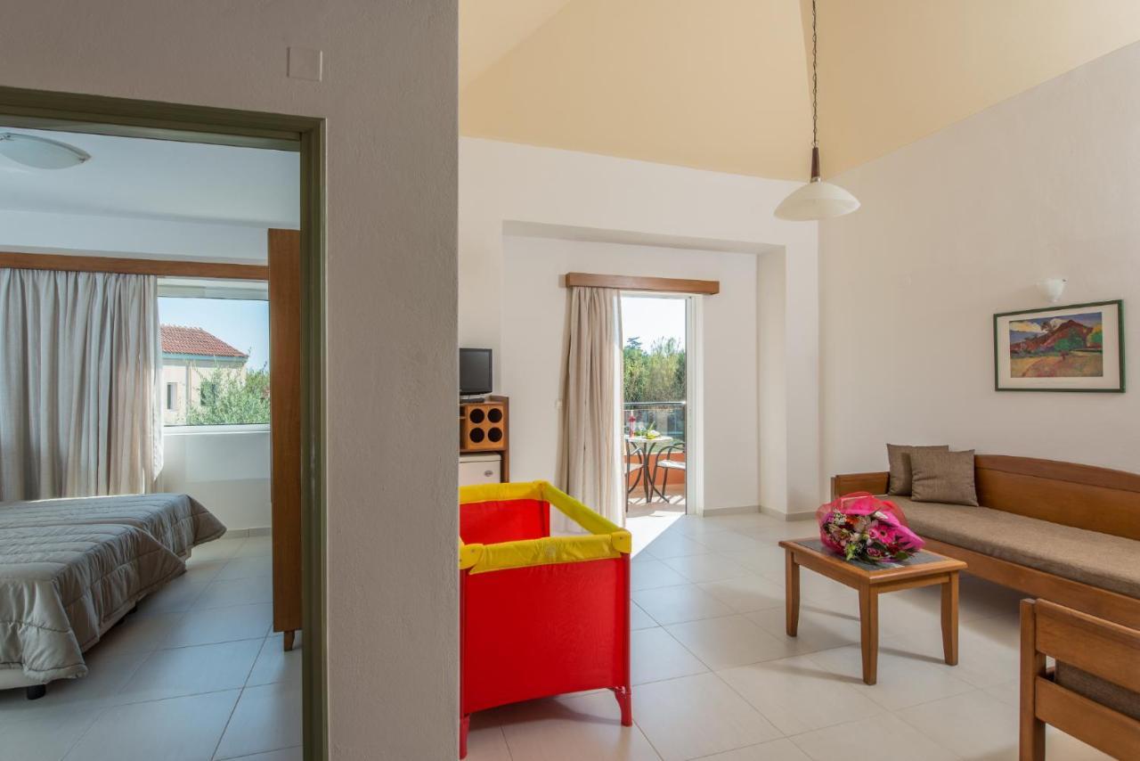 Stefan Village Hotel Agia Marina المظهر الخارجي الصورة